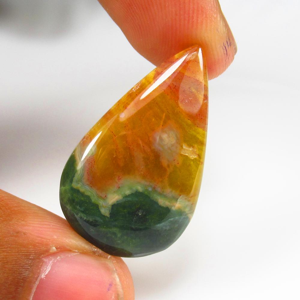 15.23 Ct - Natural Agate (1 of 2)