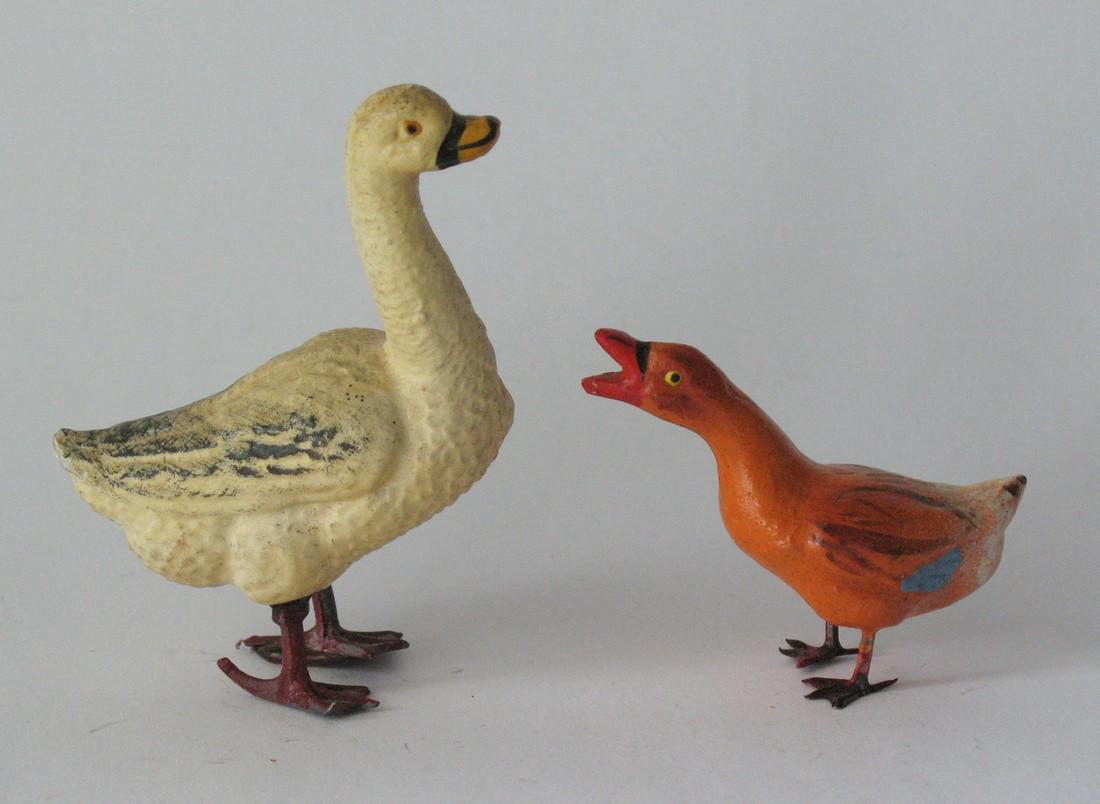 Vintage pair of composition geese. (1 of 2)