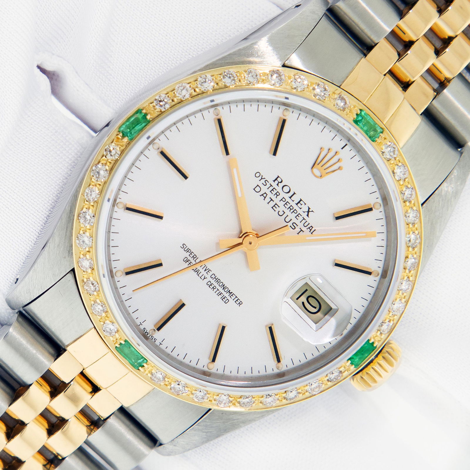 Rolex Mens Datejust Steel and 18K Gold Silver Index Diamond Bezel Watch (1 of 10)