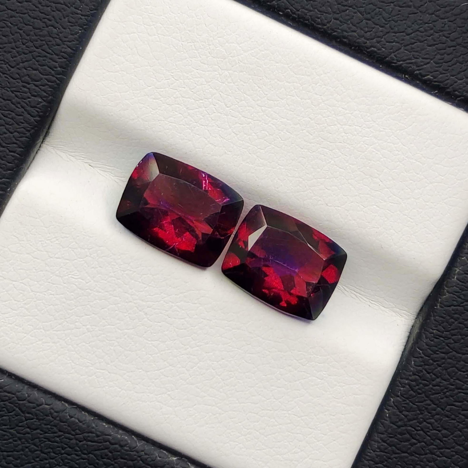 3.85 ct Natural Savage Fire Mystic Quartz Pair: No Reserve! Title: 3.85 ct Natural Savage Fire Mystic Quartz Pair Gemstones: Natural Mystic Quartz Carat Weights: 3.85 ct Size/Dimensions: 9 X 7 mm Treatment: Coated Materials & Techniques: Quartz Shi