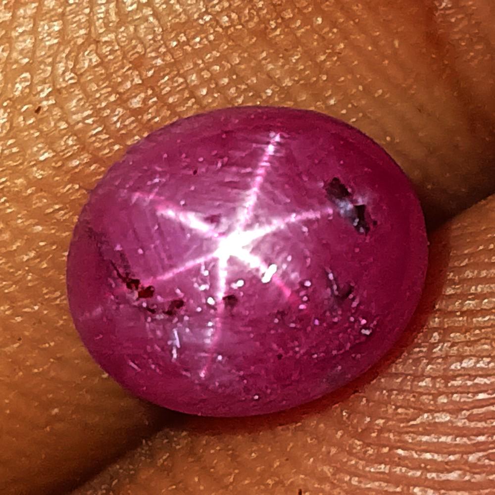 2.78 Ctw Natural Six Line Star Ruby Oval Cabochon (1 of 2)