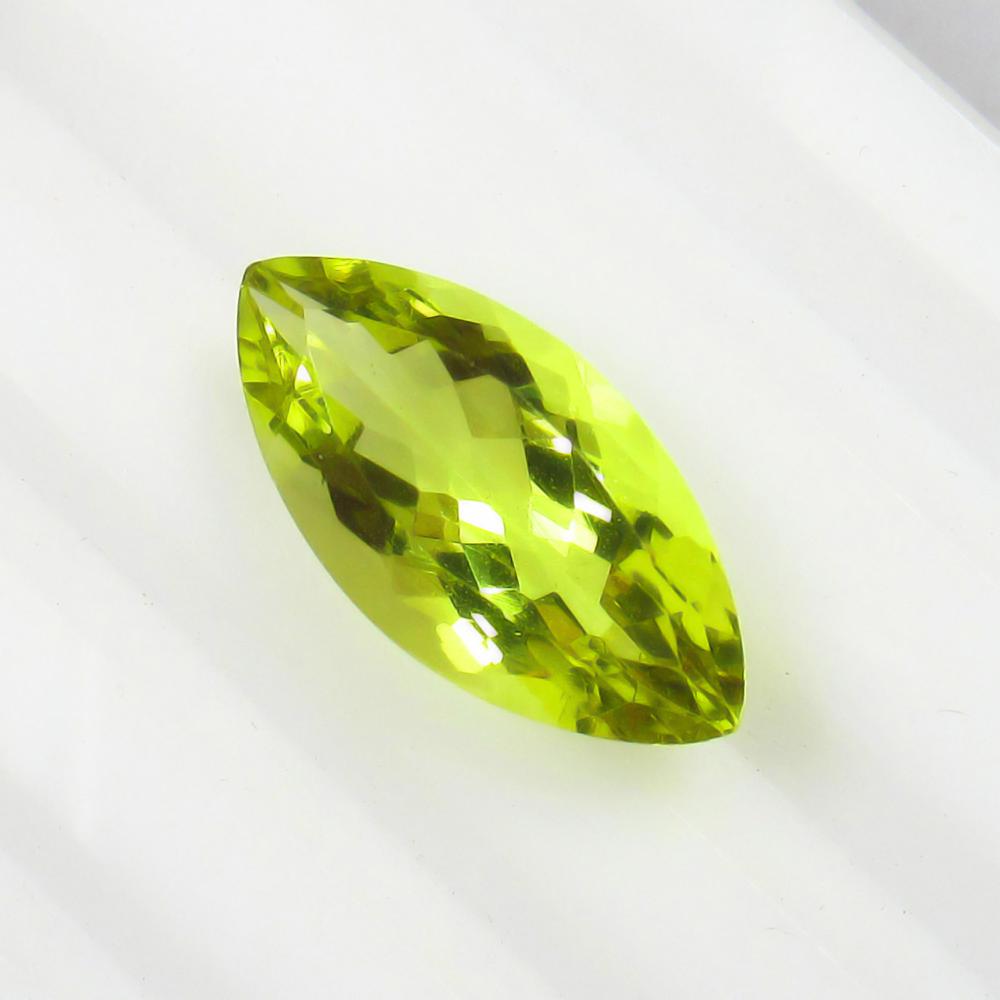 5.51 Ct - Natural Lemon Quartz: No Reserve! Title: 5.51 Ct - Natural Lemon Quartz Additional Information: Gemstone Gemstones: Quartz Carat Weights: 5.51 Size/Dimensions: 18.0 x 9.0 x 6.5 mm Additional Information: Pieces : 1 No's / 