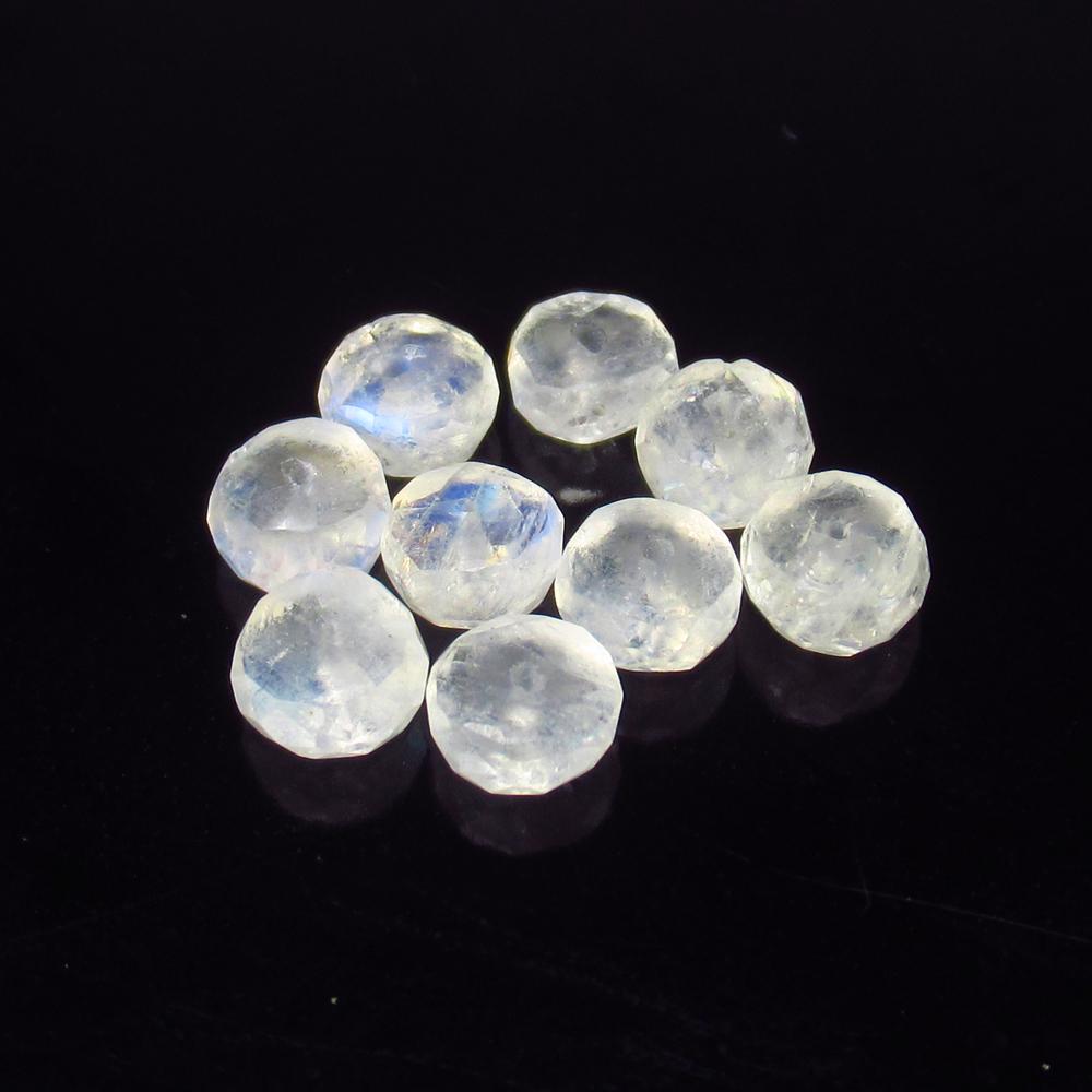 Natural Blue Moonstone Beads - 8.33 Ct: No Reserve! Title: Natural Blue Moonstone Beads - 8.33 Ct Origin: India Weight: 8.33 Size/Dimensions: 5.8 - 6.2 mm Additional Information: Pieces : 9 No's / Shape : Round Drilled / Color : Blue Tint /
