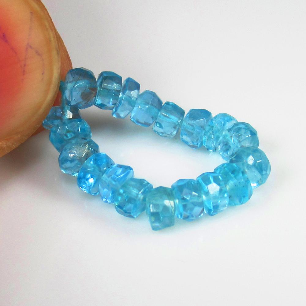 5.95 Ct - Natural Apatite Beads: No Reserve! Title: 5.95 Ct - Natural Apatite Beads Additional Information: Gemstone Gemstones: Apatite Beads Carat Weights: 5.95 Size/Dimensions: 4.0 - 4.2 mm Additional Information: Pieces : 19 No's 