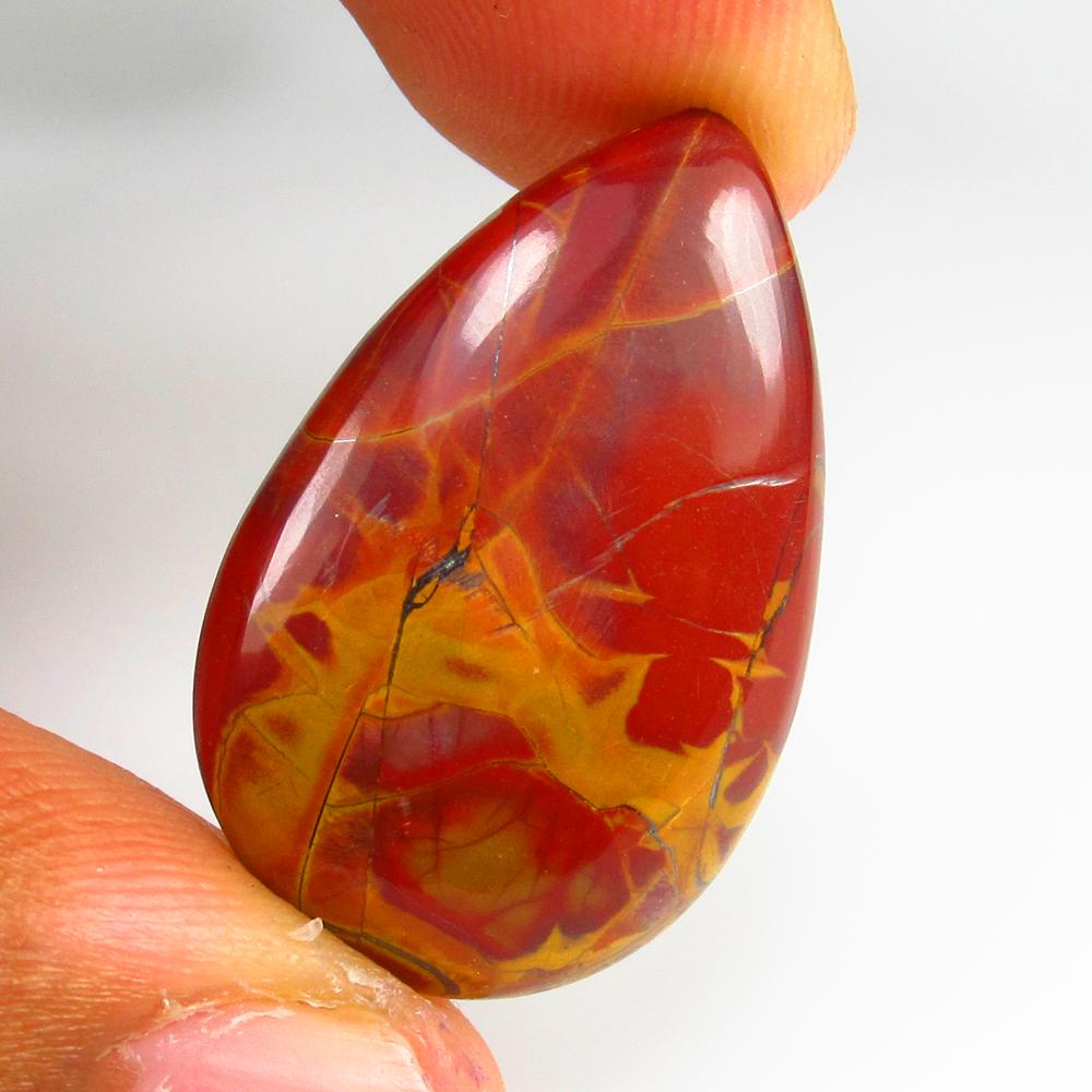 17.25 Ct - Natural Red Jasper: No Reserve! Title: 17.25 Ct - Natural Red Jasper Additional Information: Gemstone Gemstones: Jasper Carat Weights: 17.25 Size/Dimensions: 28.0 x 18.0 x 4.2 mm Additional Information: Pieces : 1 No's /