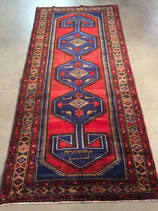 STUNNING PERSIAN VINTAGE RUG 4'.0"X8'.7" (1 of 8)