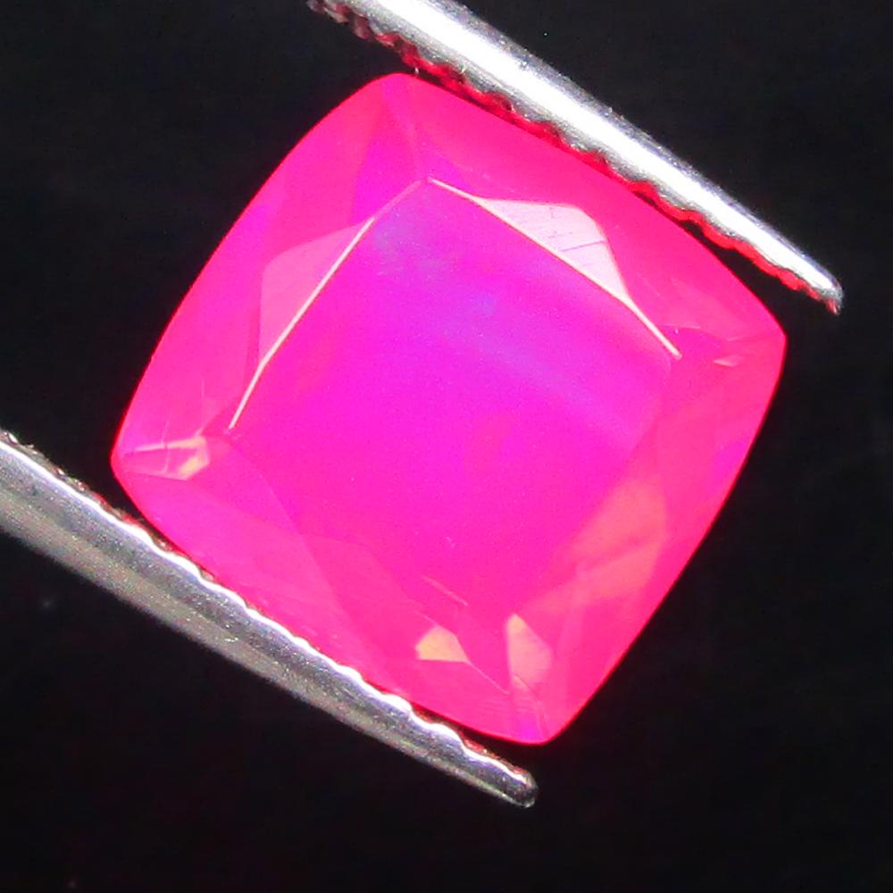 1.60 Ctw Natural Ethiopian Pink Fire Opal Cushion Cut (1 of 2)