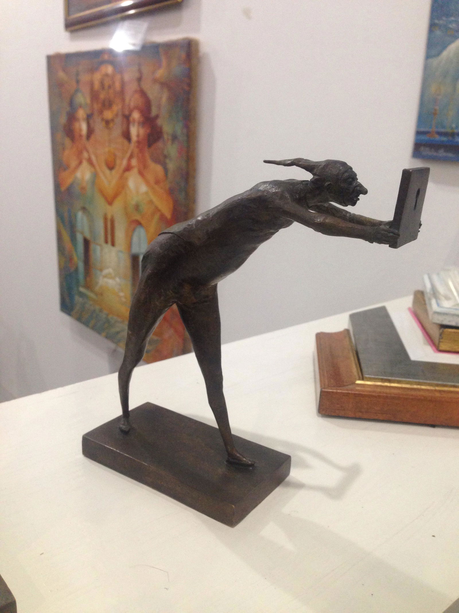 Shevchuk Dmitry: "Information extraction", bronze sculpture (1 of 8)