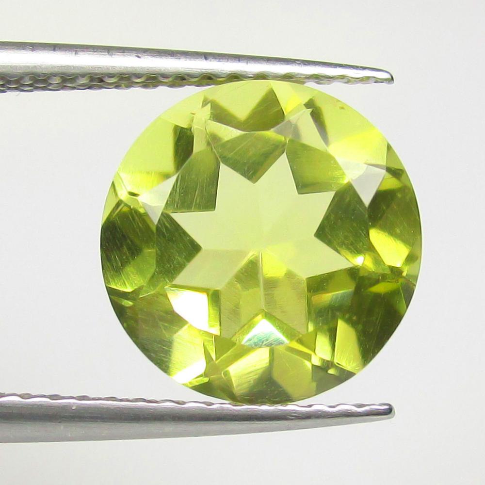 3.72 Ctw Natural Lemon Quartz Round Cut: No Reserve! Title: 3.72 Ctw Natural Lemon Quartz Round Cut Stone Clarity: VVS Gemstones: Natural Lemon Quartz Carat Weights: 3.72 Size/Dimensions: 10.40 x 10.40 x 6.90 mm Additional Information: Good 