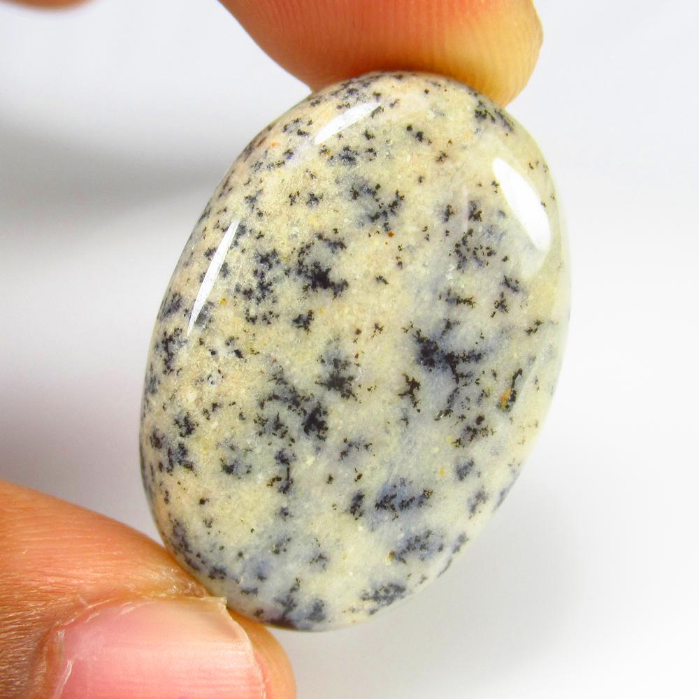 37.43 Ct - Natural Jasper: No Reserve! Title: 37.43 Ct - Natural Jasper Additional Information: Gemstone Gemstones: Jasper Carat Weights: 37.43 Size/Dimensions: 30.0 x 22.0 x 7.1 mm Additional Information: Pieces : 1 No's / Sha