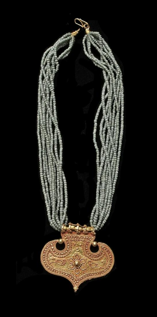 Gujarat 22k gold pendant with old green stone beads (1 of 1)