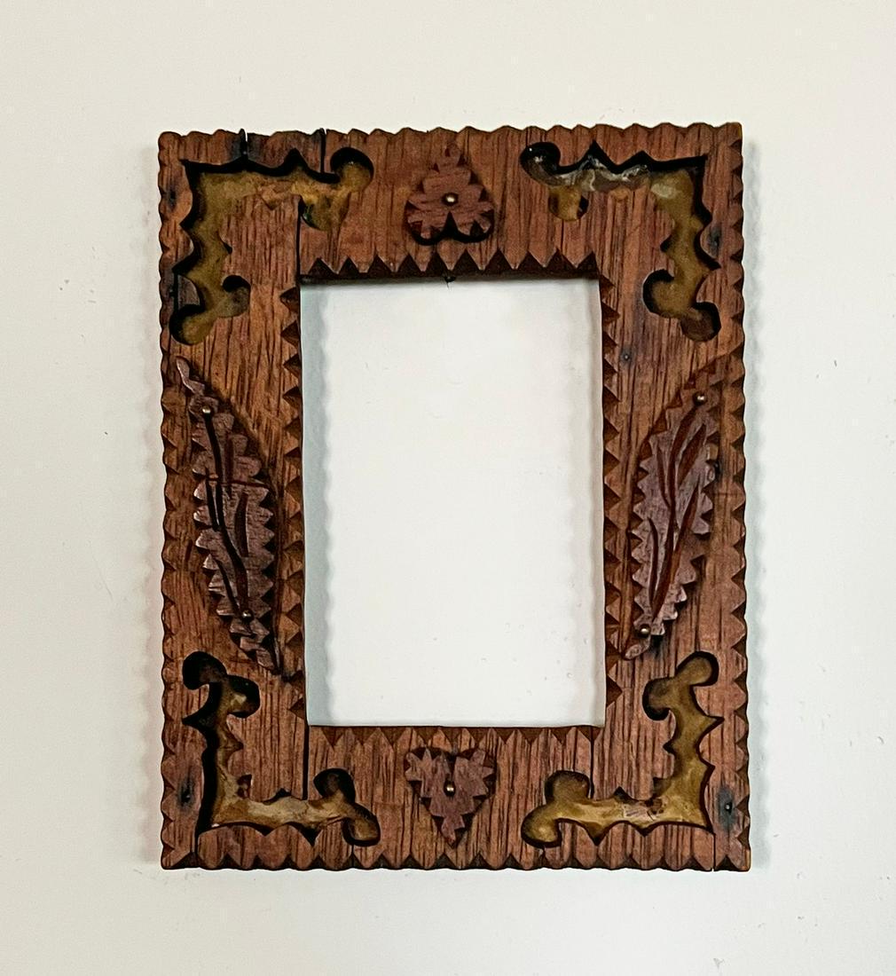 Tramp Art Frame w Hearts (1 of 1)