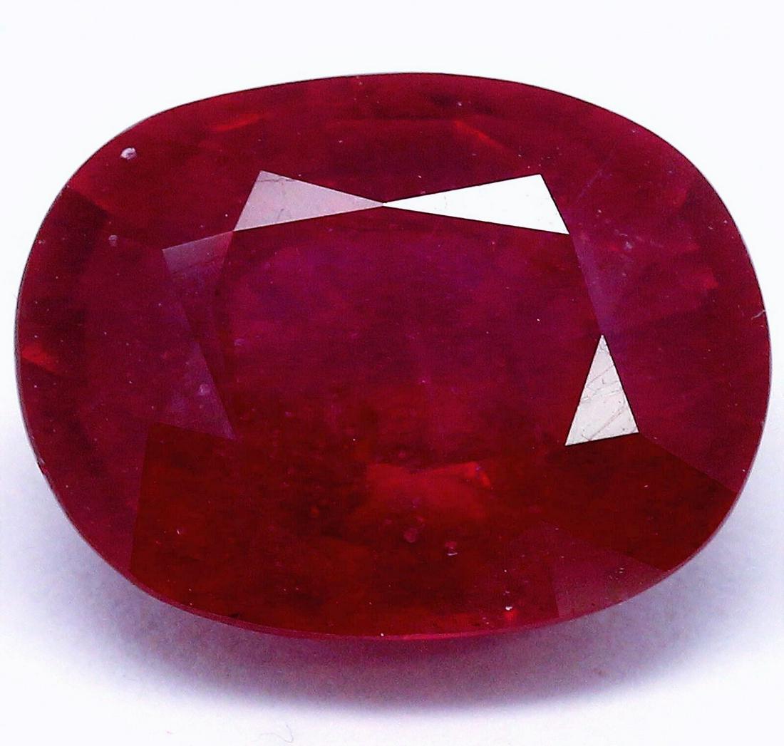 2,83 cts Natural Oval Red Ruby (1 of 3)