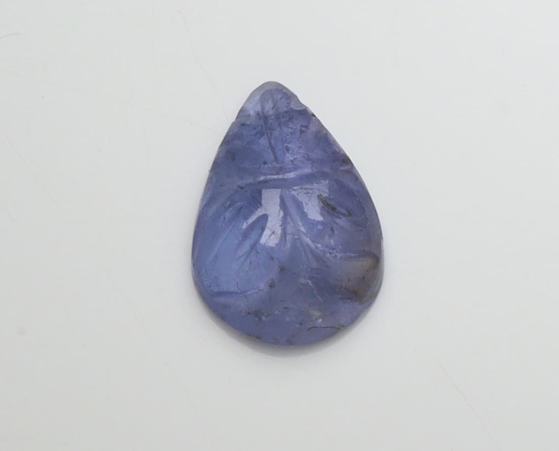 Delightful " Natural Tanzanite Carving " 1.88 Cts Natural Tanzanite Carving: No Reserve! Title: Delightful " Natural Tanzanite Carving " 1.88 Cts Natural Tanzanite Carving Additional Information: Gemstone : Natural Tanzanite Carving Origin: Tanzania Weight : 1.88 carats Dimens