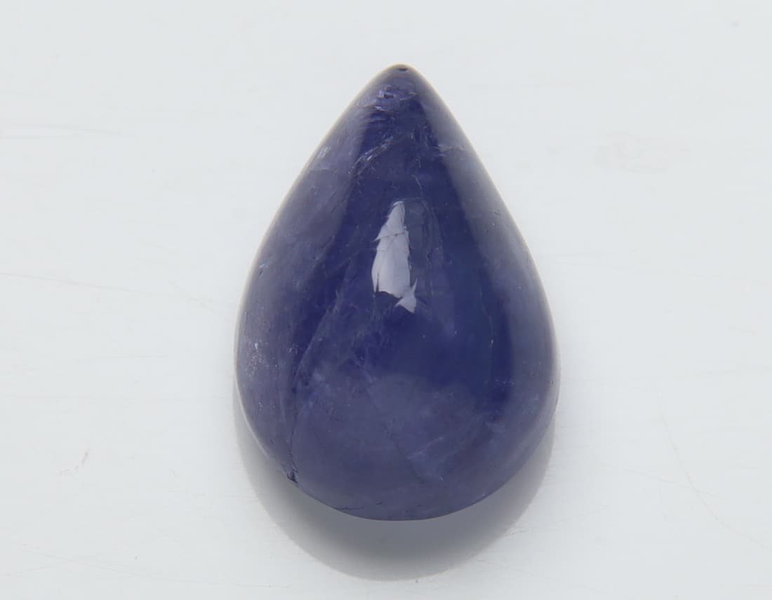 Delightful " Natural Tanzanite " 5.44 Cts Natural Tanzanite: No Reserve! Title: Delightful " Natural Tanzanite " 5.44 Cts Natural Tanzanite Additional Information: Gemstone : Natural Tanzanite Origin: Tanzania Weight : 5.44 carats Dimensions : 12.25x8.45x6.78 m