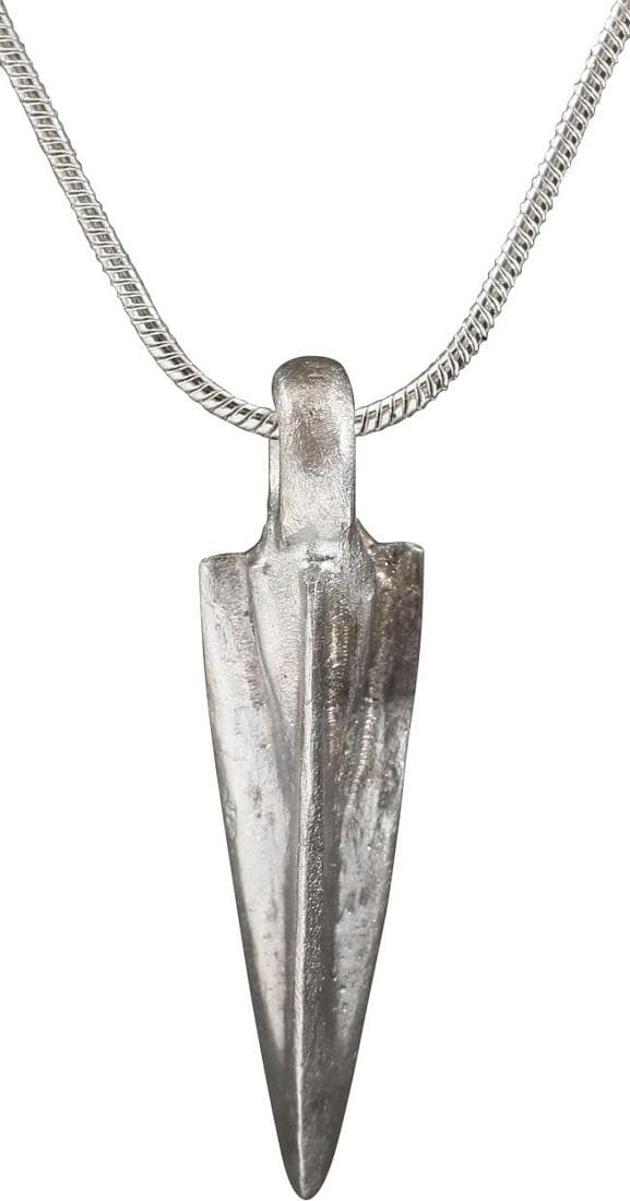 ROMAN ARROWHEAD PENDANT 3rd-5th CENTURY AD (1 of 2)