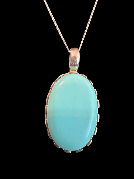 A Chic Vintage Sterling Silver & Turquoise Oval Shape Necklace, perfect for any skin type (1 of 11)