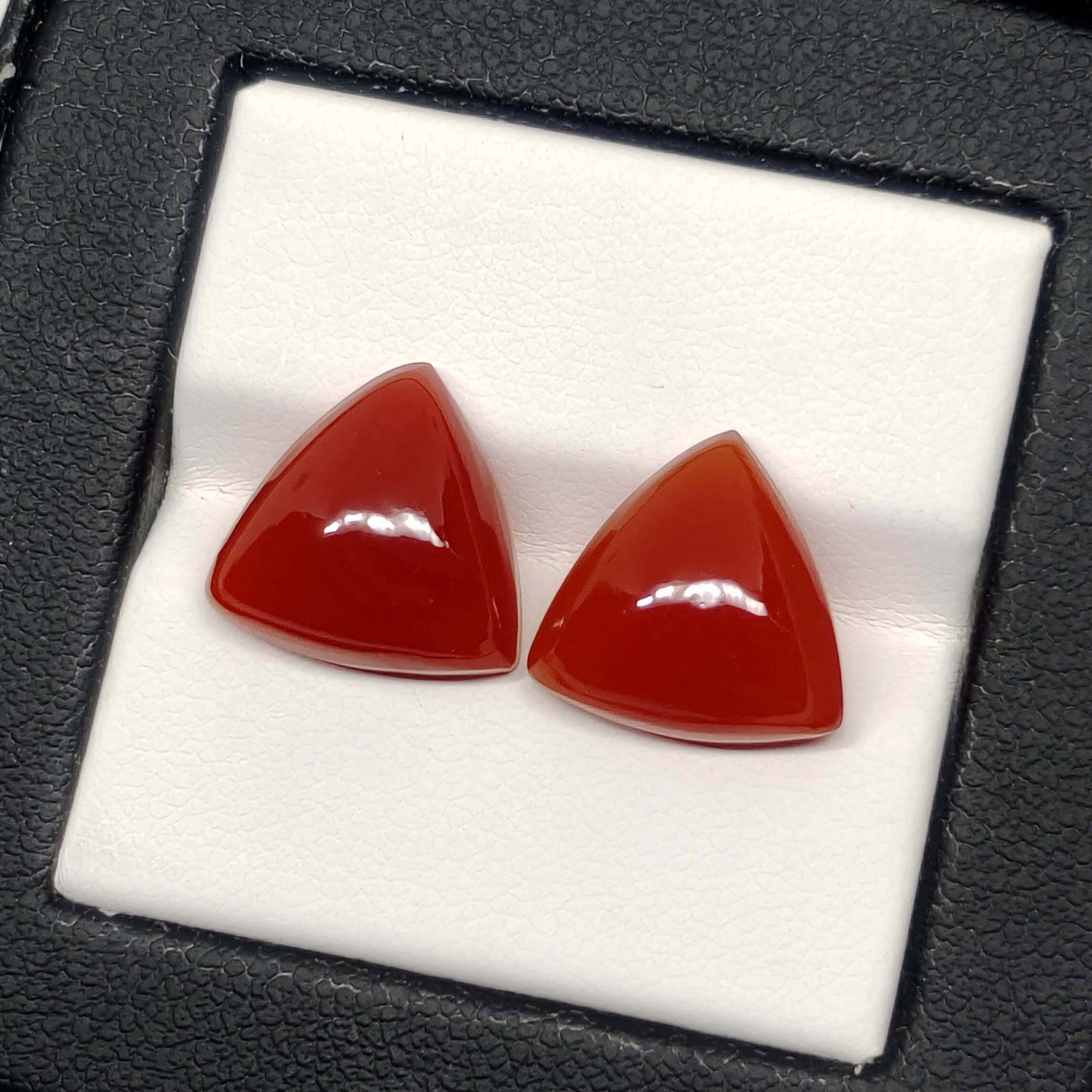 10.15 ct "Top Quality" Natural Red Onyx Trillion Pair (1 of 1)