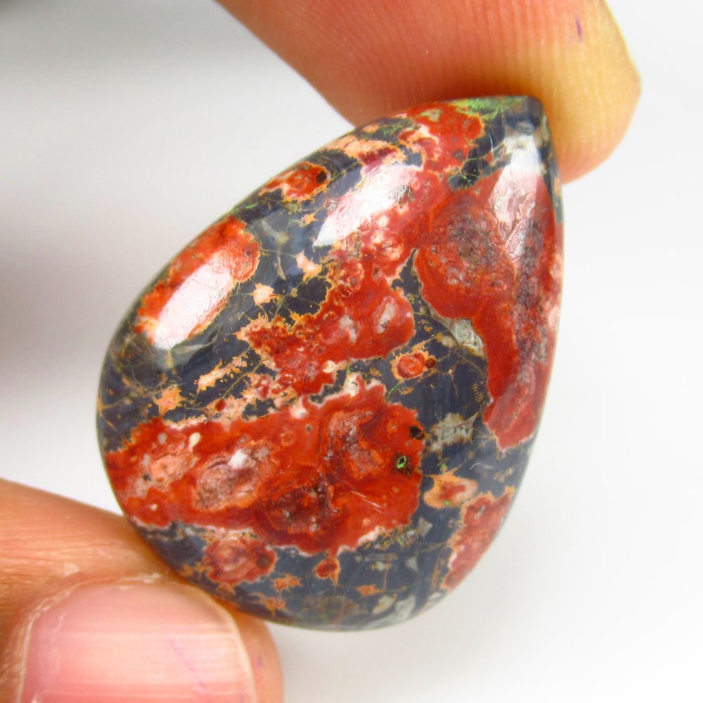 24.26 Ct - Natural Obsidian (1 of 2)