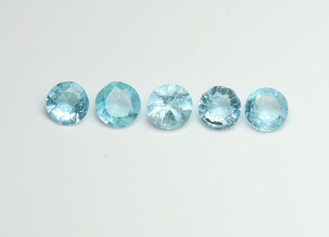 Beautiful " Natural Blue Apatite " 1.10 Cts Natural Blue Apatite Set (1 of 4)