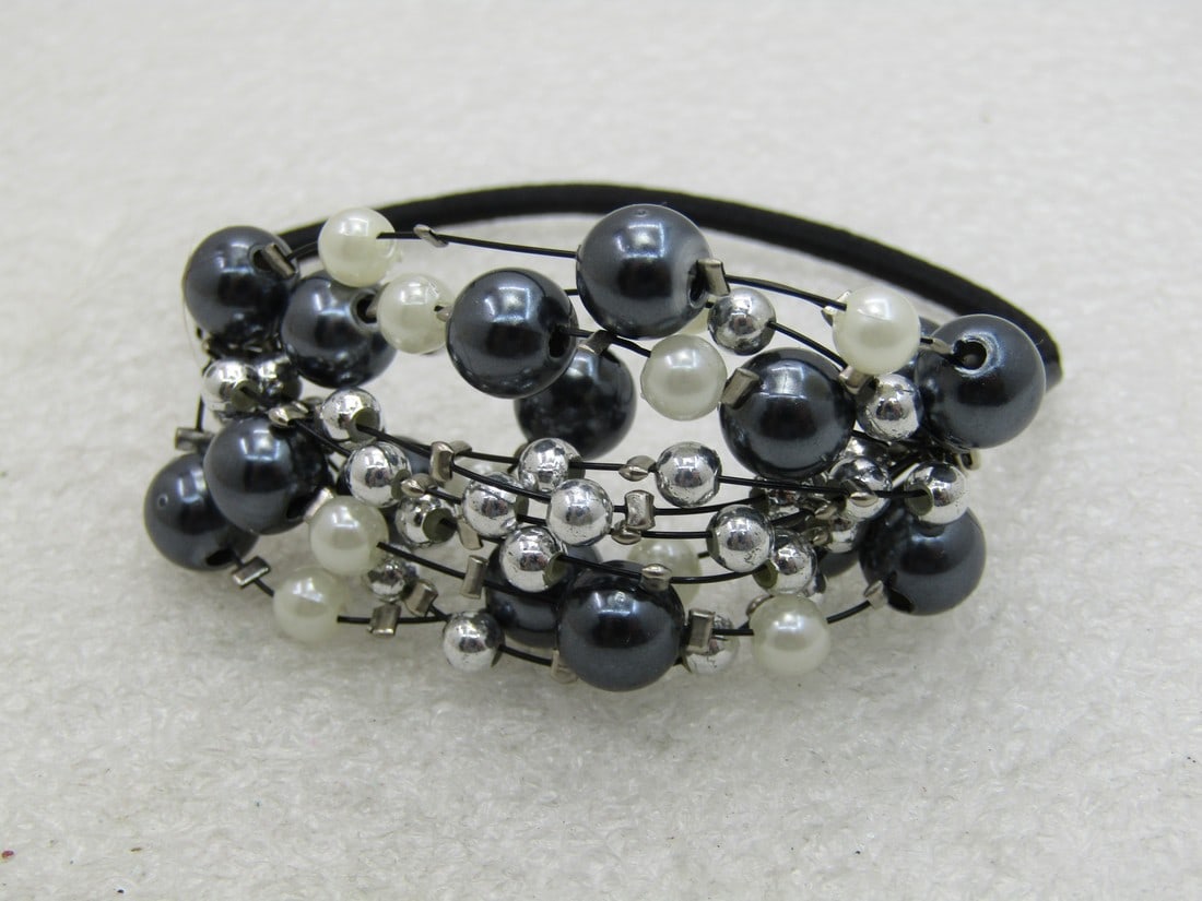 Multi-Strand Faux Black & White Tahitian Pearl Bracelet, Stretch, 7.5" (1 of 6)
