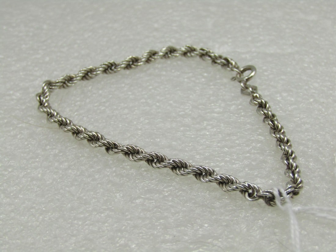 Sterling Rope Bracelet, 7.75", 3mm Men's. Unisex: Sterling Rope Bracelet, 7.75", 3mm Men's. Unisex. Marked .925, tested, weight is appx. 4.30 gr. LIght oxidation, very good condition. (INV. W.11621.1X1 SS.5958 J LEB* LD 11/14/21). Reserve: $30.00 Shi