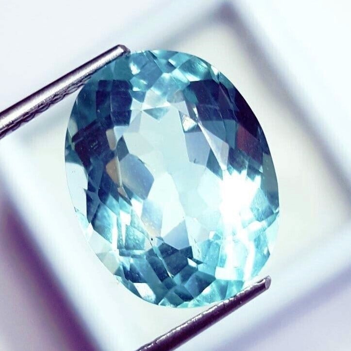 Natural Transparent Light Blue Aquamarine Oval Cut (1 of 3)