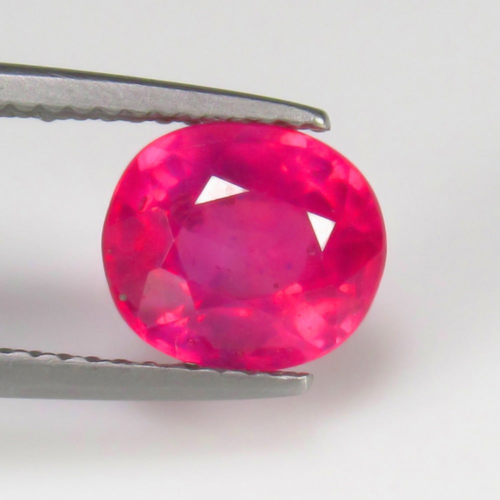2.94 Ct - Natural Pinkish Red Ruby (1 of 2)
