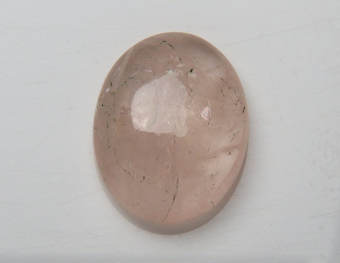 Stunning " Natural Morganite " 5.00 cts Natural Morganite: No Reserve! Title: Stunning " Natural Morganite " 5.00 cts Natural Morganite Provenance/Additional Info: Gemstone : Natural Morganite. Shape and Cut : Oval Cabochon . Weight : 5.00 carats. Measurement