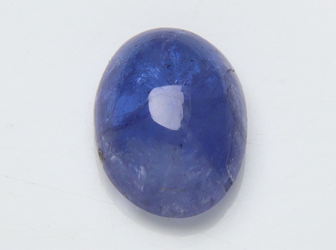 Awesome " Natural Tanzanite " 1.78 Cts Natural Tanzanite: No Reserve! Title: Awesome " Natural Tanzanite " 1.78 Cts Natural Tanzanite Provenance/Additional Info: Gemstone : Natural Tanzanite . Origin: Tanzania. Weight : 1.78 carats. Dimensions : 8x6 mm. Shap