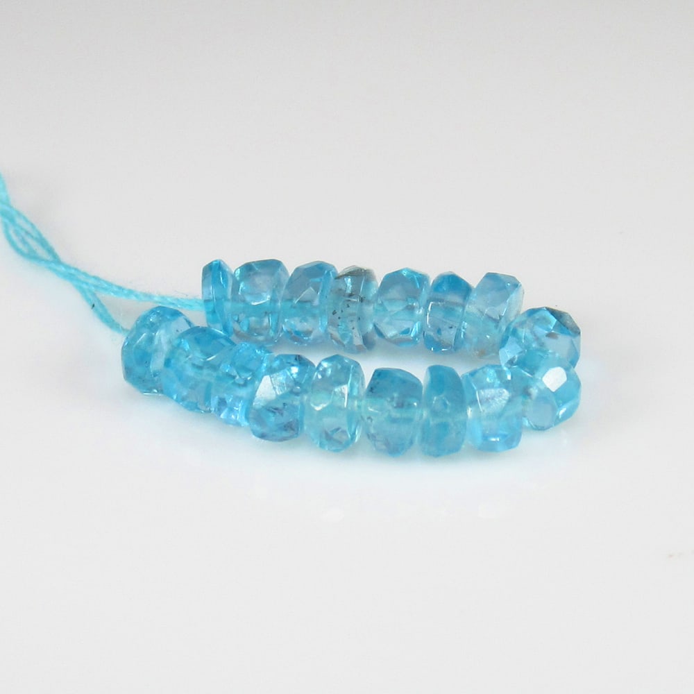 Natural Apatite Beads - 4.56 Ct (1 of 2)