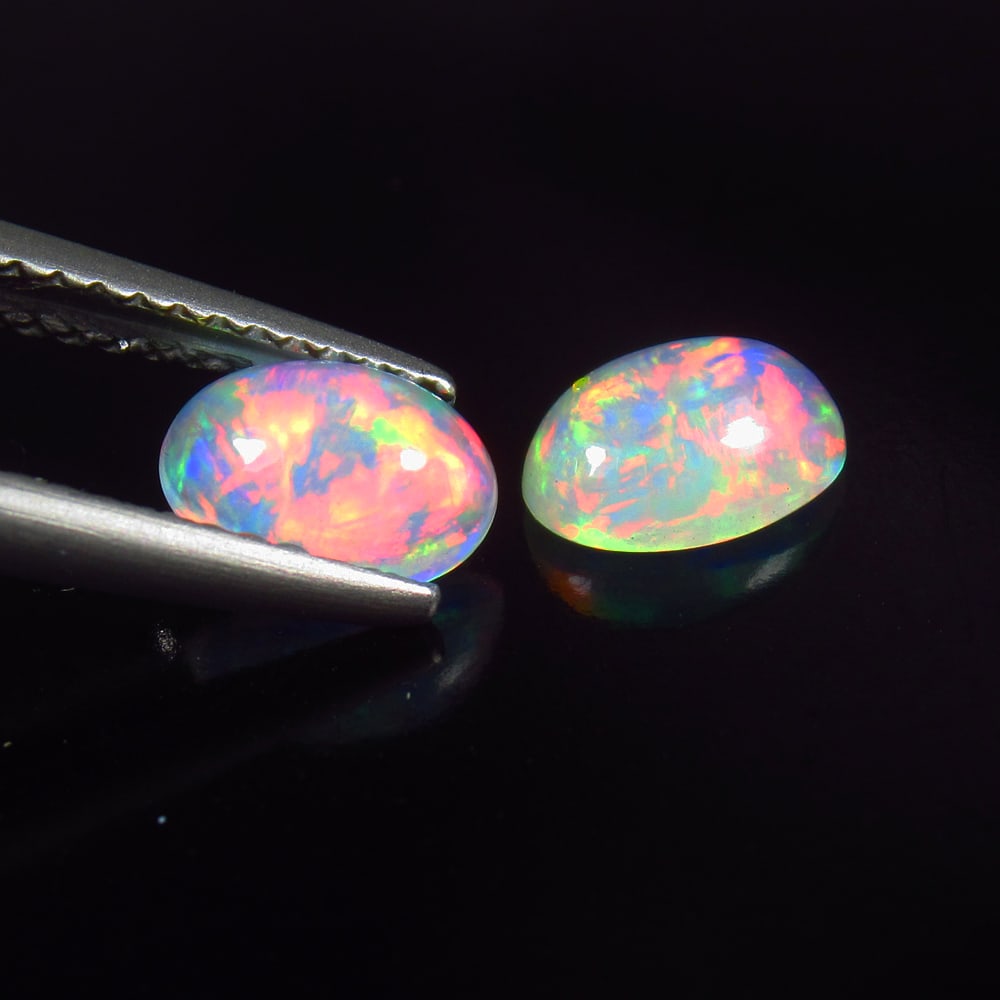 Natural Multicolor Opal Pair - 1.12 Ct (1 of 3)