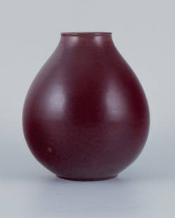 Kresten Bloch for Royal Copenhagen, ceramic vase in oxblood glaze.: Kresten Bloch for Royal Copenhagen, ceramic vase in oxblood glaze. Approx. 1930s. First factory quality. Marked. Perfect condition. Dimensions: H 17.5 x D 14.5 cm. Reserve: $980.00 Shipping: Domestic: