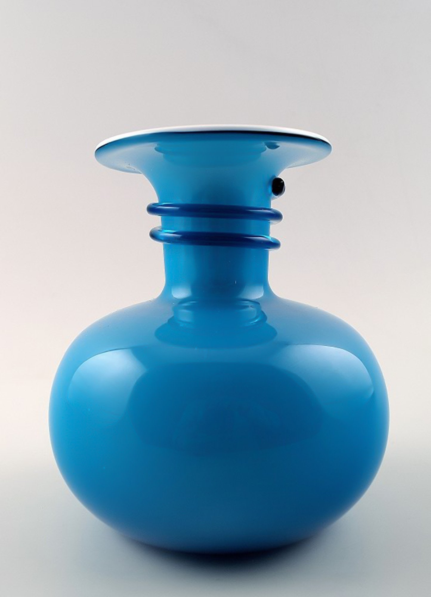 Per Lütken for Holmegaard Carnaby vase, blue and white opal glass.: Per Lütken for Holmegaard Carnaby vase, blue and white opal glass. Measures 14 x 14 cm. In perfect condition. Reserve: $84.00 Shipping: Domestic: Shipping rates are determined by destination Inte