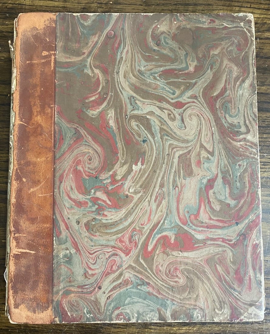 Le Livre De La Jungle Kipling 1925 Delgrave Ill. By Reboussin In French: Le Livre De La Jungle Kipling 1925 Librarie Delgrave Illustrated By Roger Reboussin. Beautifully detailed images in black and white throughout. Leather bound with marbled cloth covers, marbled end pap