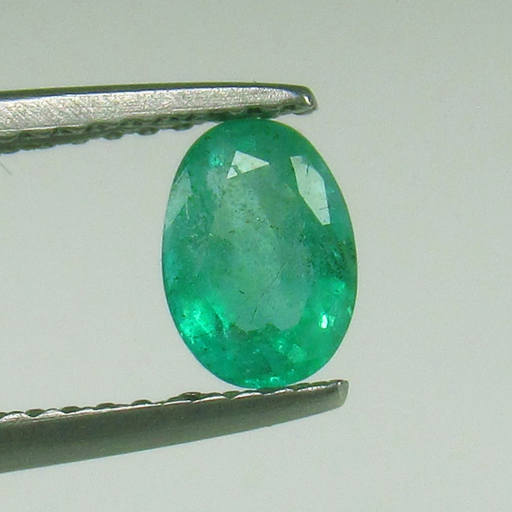 0.63 Ct - Natural Emerald (1 of 2)