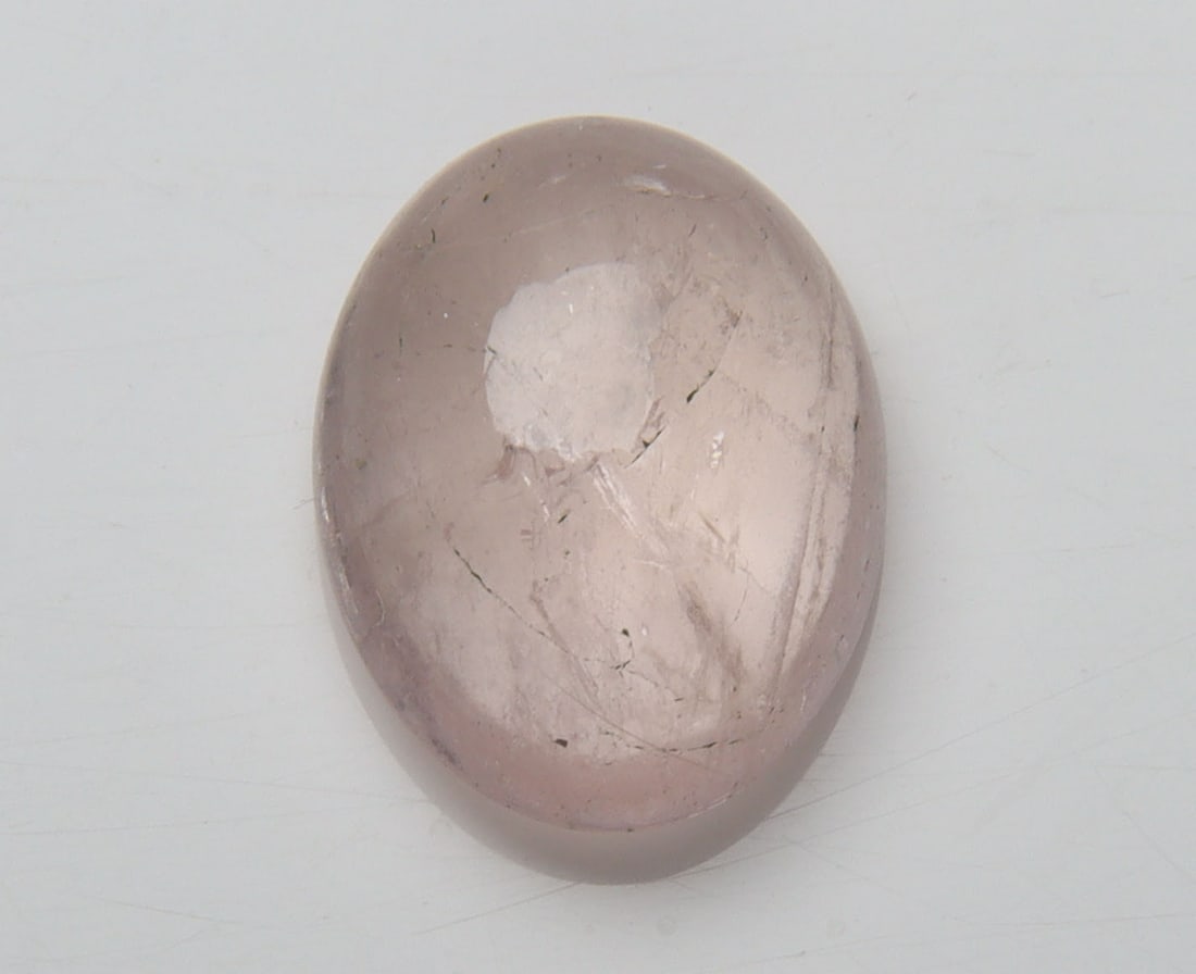 Beautiful " Natural Morganite " 4.21 cts Natural Morganite: No Reserve! Title: Beautiful " Natural Morganite " 4.21 cts Natural Morganite Additional Information: Gemstone : Natural Morganite Shape and Cut : Oval Cabochon Weight : 4.21 carats Measurements : 12.