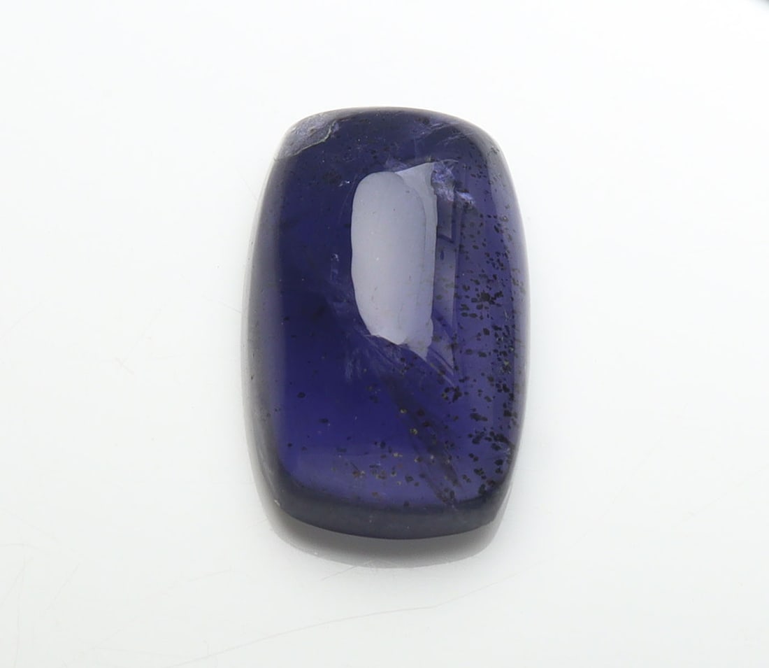Beautiful " Natural Iolite Violet " 5.83 Cts Natural Iolite: No Reserve! Title: Beautiful " Natural Iolite Violet " 5.83 Cts Natural Iolite Additional Information: Gemstone : Natural Iolite Shape and Cut : Rectengular Cabochon Weight : 5.83 Carats Measurements