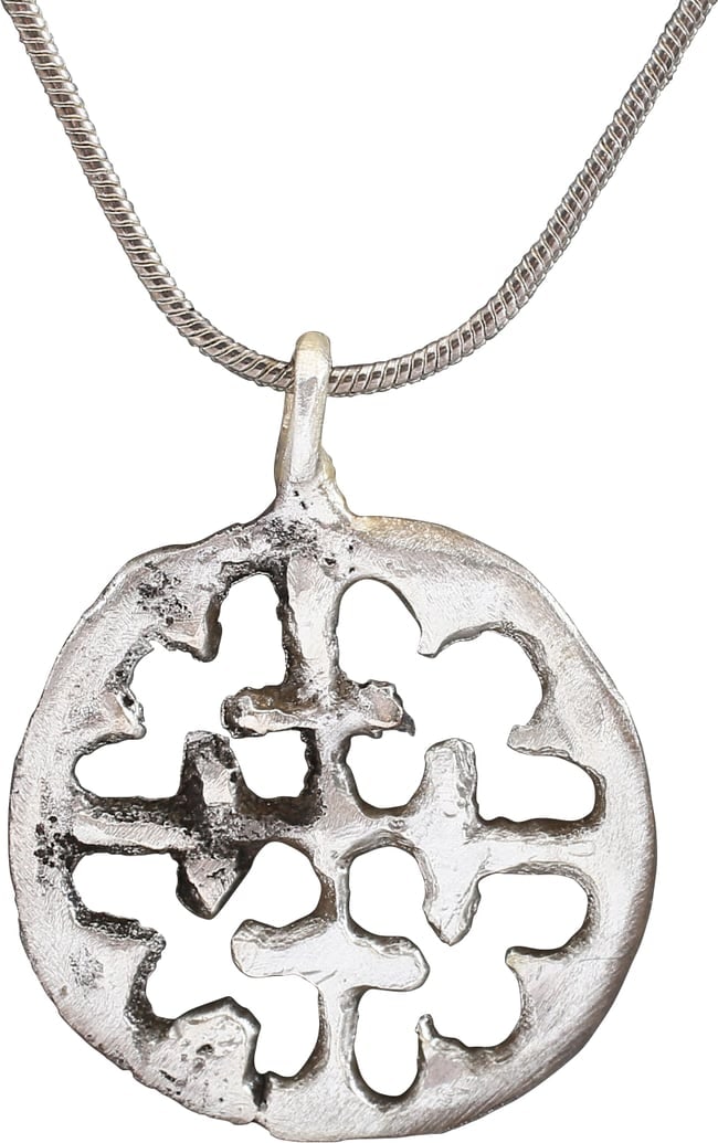 RARE CRUSADER'S CROSS PENDANT NECKLACE, 11th-13th CENTURY (1 of 4)