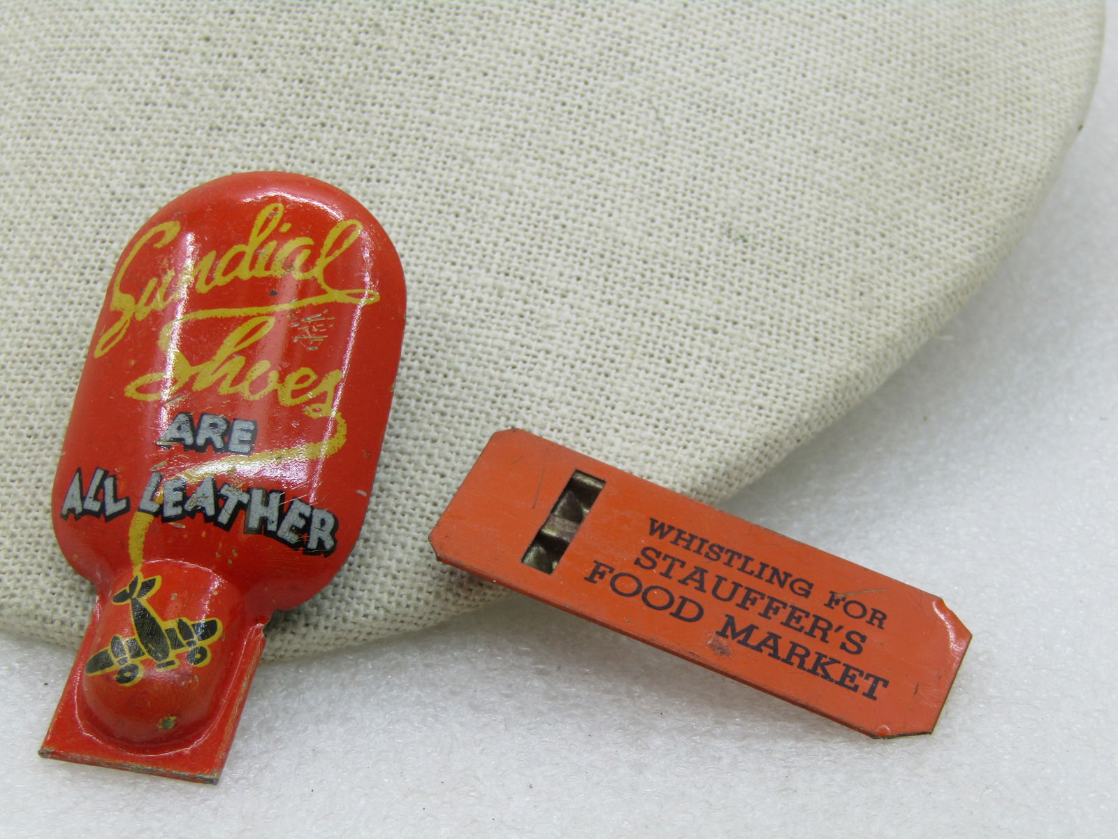 Vintage Advertising Tin Clicker & Whistle, Mid-Century, SunDial Shoes & Stauffer's Food Market (1 of 5)