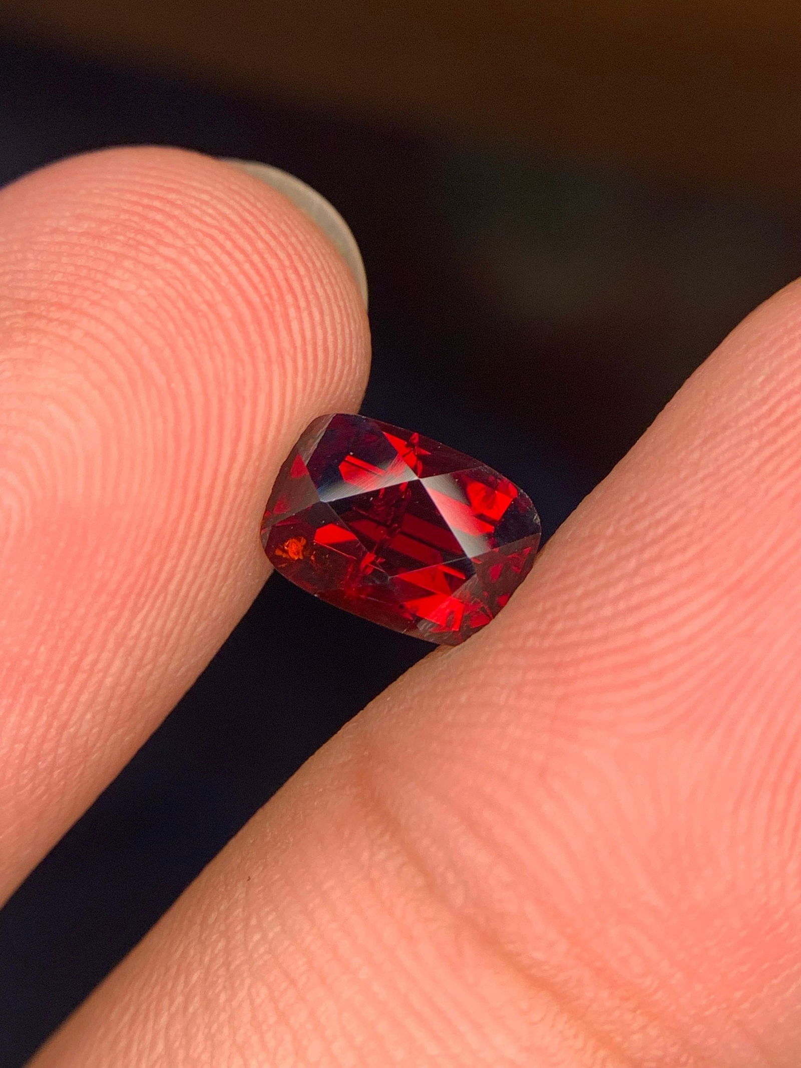 Natural Red Wine Color Rhodolite Garnet, Fancy Cut Loose Gemstones 2.40 Carat 9*6*4 mm: Highlights Handmade Materials: Gem type: Garnet Carat weight: 2.40 Description Natural Red Wine Color Rhodolite Garnet, Fancy Cut Loose Gemstones weight: 2.40 carats dimensions: 9*6*4 mm Place of Orig