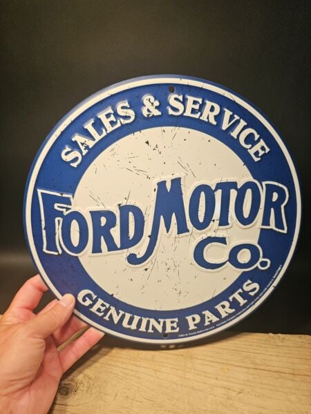 Round Metal Ford Sign Plaque (1 of 11)