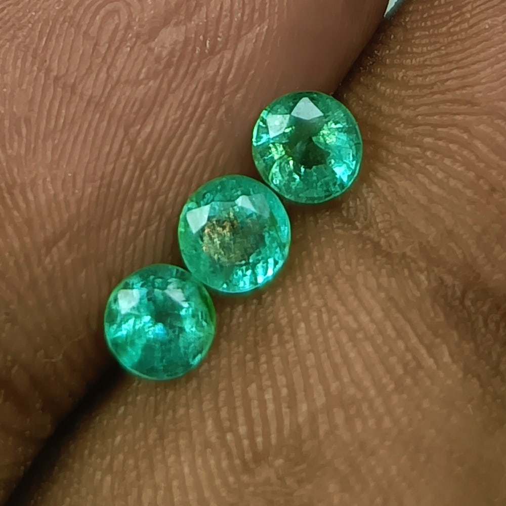 1.02 Ctw Natural Zambian Emerald Round Set (1 of 2)