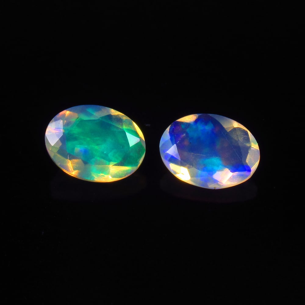Natural Multicolor Opal Pair - 1.53 Ct (1 of 2)