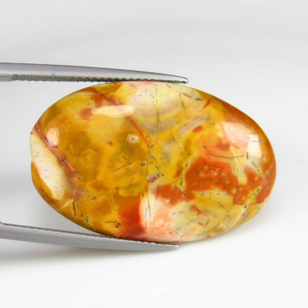 20.60 Ct - Natural Jasper: No Reserve! Title: 20.60 Ct - Natural Jasper Gemstone Gemstones: Jasper Carat Weights: 20.60 Size/Dimensions: 30.0 x 19.0 x 5.2 mm Additional Information: Pieces : 1 No's / Shape : Oval Cab / Color :