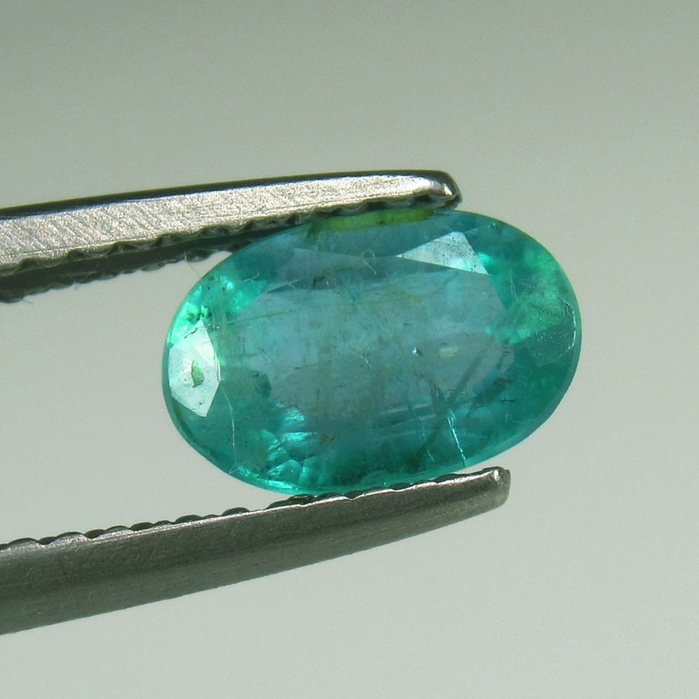 0.86 Ct - Natural Emerald (1 of 3)