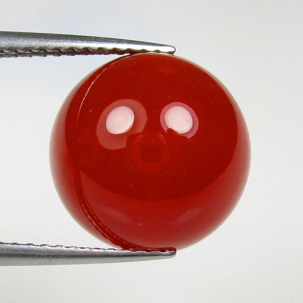 11.73 Ctw Natural Orange Carnelian Round Beads: No Reserve! Title: 11.73 Ctw Natural Orange Carnelian Round Beads Stone Clarity: Opaque Gemstones: Natural Carnelian Beads Carat Weights: 11.73 Size/Dimensions: 12.10 x 12.30 mm Additional Information