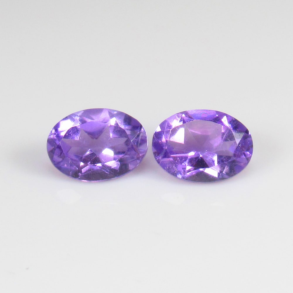 1.56 Ct - Natural Purple Amethyst Pair (1 of 2)