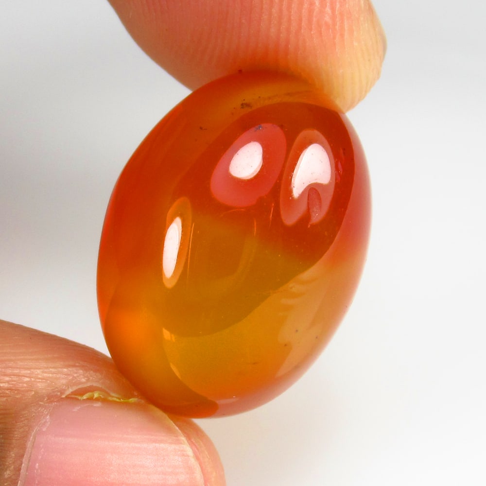 20.06 Ct - Natural Onyx (1 of 2)