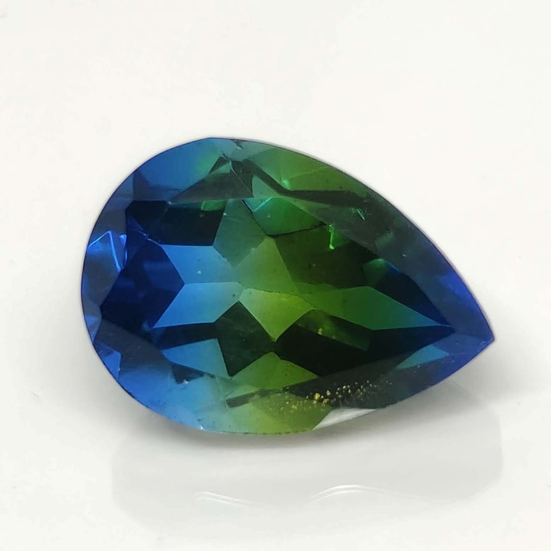 4.40 Ct "Beautiful" Peacock Triplet Quartz (1 of 2)